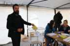 Deprem bölgesi Acıpayam’da oylar çadırda kullanılıyor