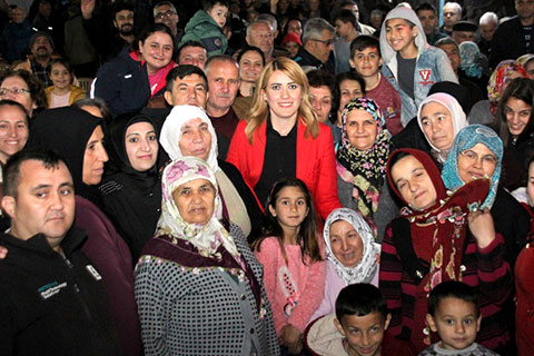 Doğan’ın toplantıları miting havasında geçiyor