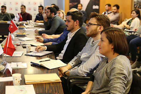 DENİB’de 70 kişi katılım belgesini aldı