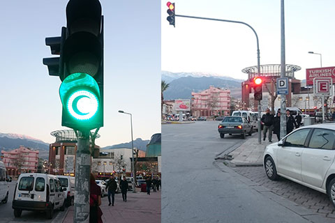 Trafik ışıklarında merak uyandıran hilal