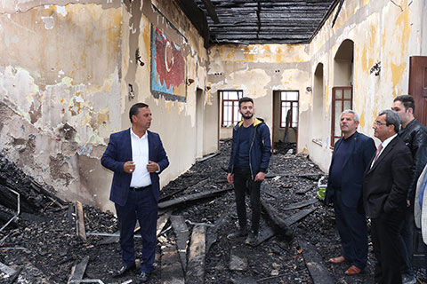 Yanan Çal Gazi Okulu aslına uygun yeniden yapılacak