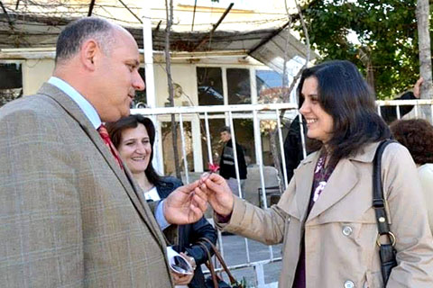 Buldan’ın yeni başkanı Şevik, ilk ziyaretini eşi Ayşen Şevik’e yaptı