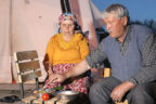 Deprem çadırında ilk iftar sofrası