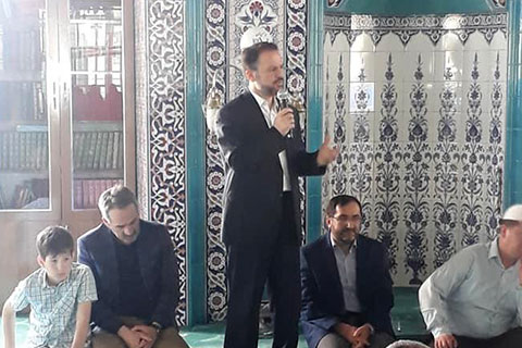 Müftülük engellileri Hilal Camii’nde buluşturdu