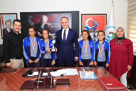 Başkan Örki sporcuları ağırladı
