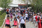 PAMUKKALE’YE 80 BİN TURİST GİRİŞ YAPTI