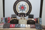 Emniyetten kaçak çanta operasyonu
