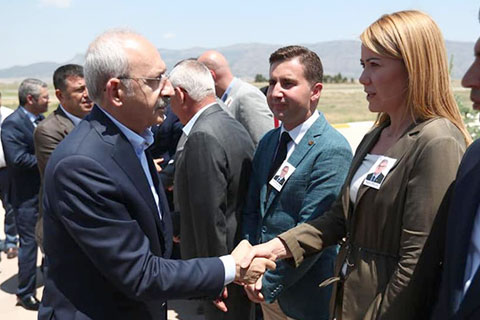 Kılıçdaroğlu Kazım Arslan için son görevini yaptı ve kentten ayrıldı