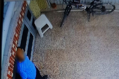 Bisiklet hırsızlığı güvenlik kamerasında