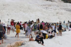 Pamukkale’de bayram yoğunluğu