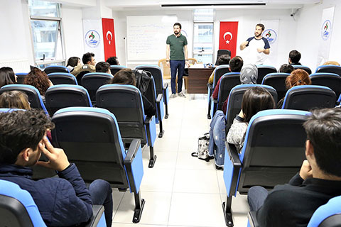 Pamukkale Belediyesi’nden gençlere fırsat