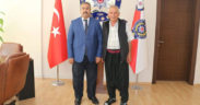 Emniyet Müdürü Demir, esnafa Alanya şalvarı hediye etti