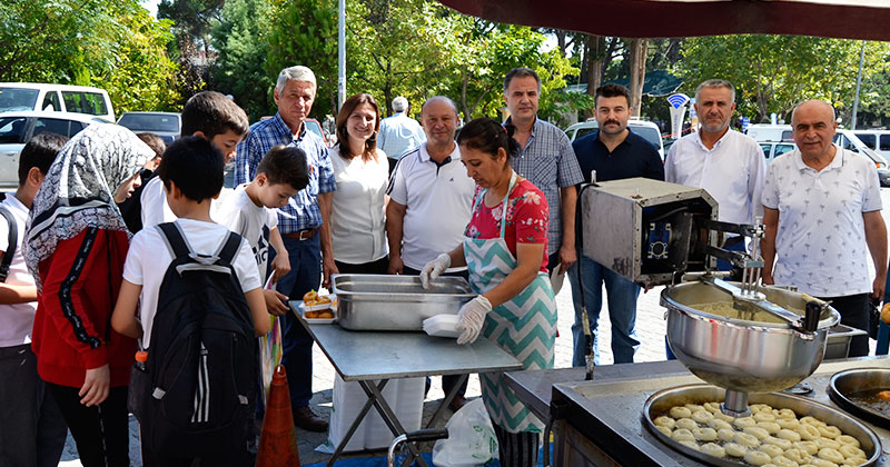 Buldan’da Menderes için lokma hayrı