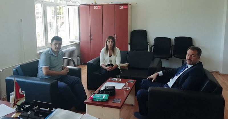 TES’ten öğretmene geçmiş olsun ziyareti