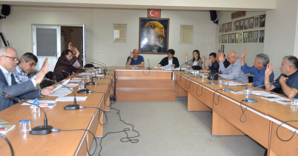 Buldan’ın bütçesi 31 milyon lira