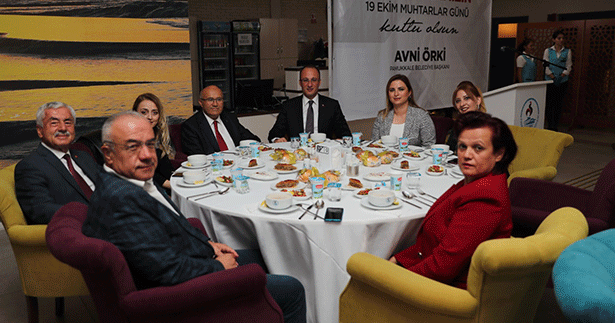 Başkan Örki, muhtarlarla yemekte buluştu