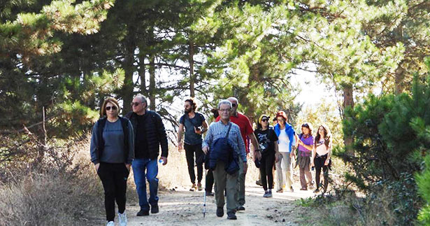 Buldan Yayla Gölü’nde Ata’ya saygı yürüyüşü