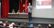 Eğitim için El Ele’den velilere seminer