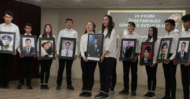 Kale’de Öğretmenler Günü kutlandı