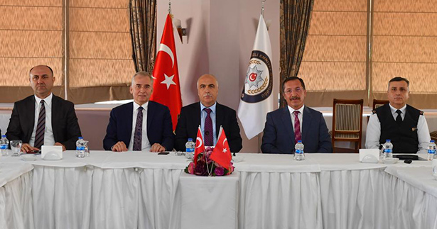 Üniversite güvenlik tedbirleri toplantısı yapıldı