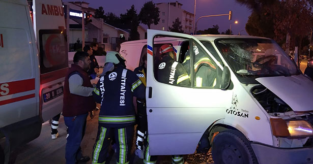 Çamlık Bulvarı’nda kaza: 2 yaralı