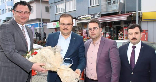 Abdurrahman Öz’den Tavas Belediyesi’ne ziyaret