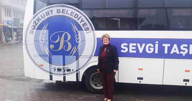 Muğla’dan Bozkurt’a minibüs hediyesi