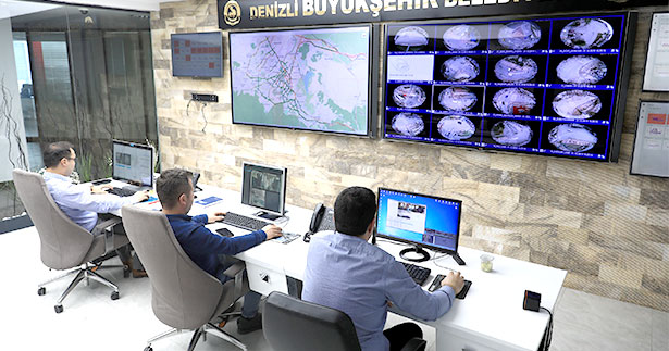 Büyükşehir ekipleri yeni yıla nöbette girdi