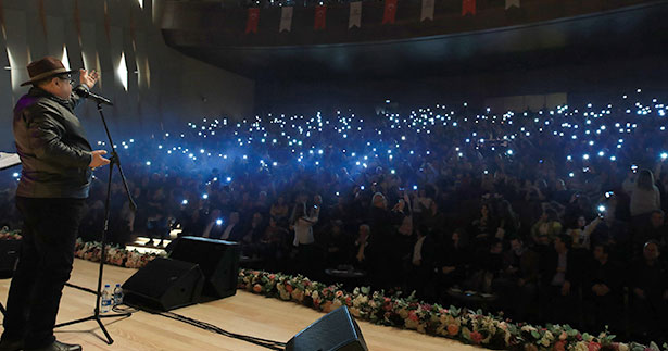 Barış Manço eserleriyle anıldı