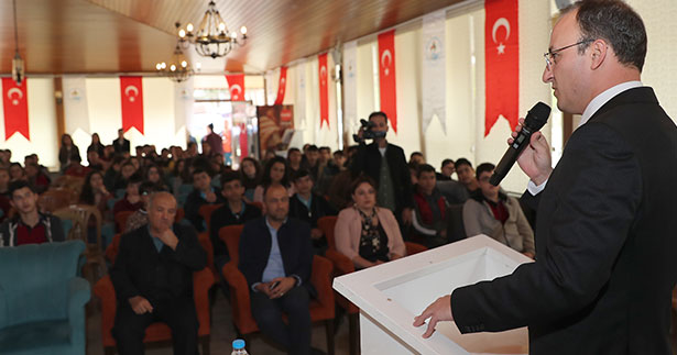 Pamukkale Belediyesi Mehmet Akif’i unutmadı