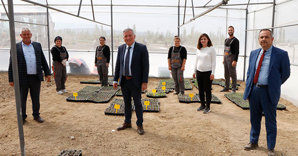 Honaz’da yerel tohumlar fide oldu