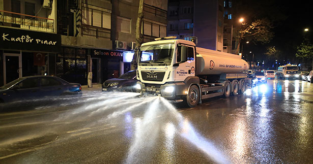 Büyükşehir’den Çaybaşı Caddesi’nde korona temizliği