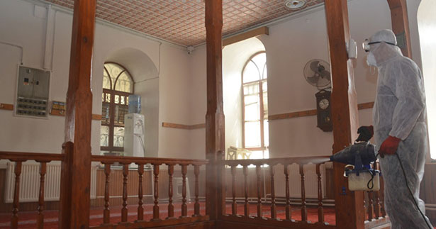 Sarayköy’de camilerde temizlik seferberliği