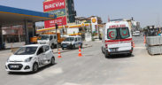 Kamyonet ile otomobil çarpıştı: 2 yaralı