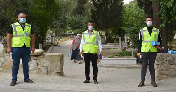 Sarayköy’de mezarlıkta koronavirüs önlemi