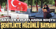 Şehitlikte hüzünlü bayram