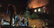 Yangın evi kullanılamaz hale getirdi