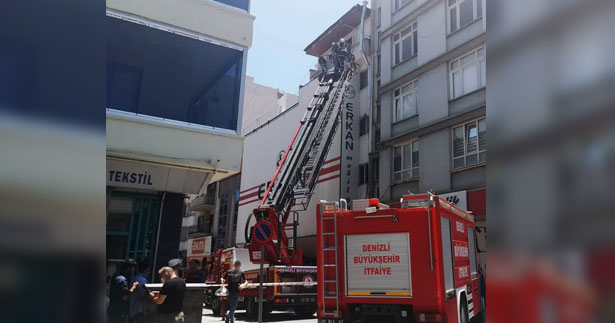 Mobilya mağazasında korkutan yangın