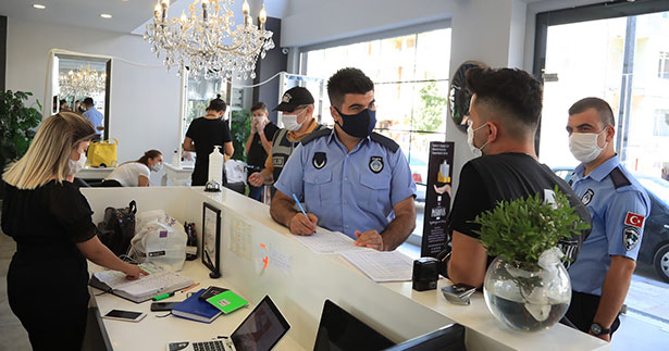 Pamukkale’de korona denetimleri sürüyor
