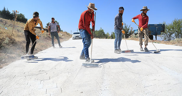 Güzelpınar’a 5.500 metrekare parke taşı