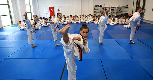 Büyükşehir spor kursları başlıyor