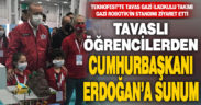 Tavaslı öğrenciler Teknofest’te Cumhurbaşkanı Erdoğan’a projelerinin sunumunu yaptı