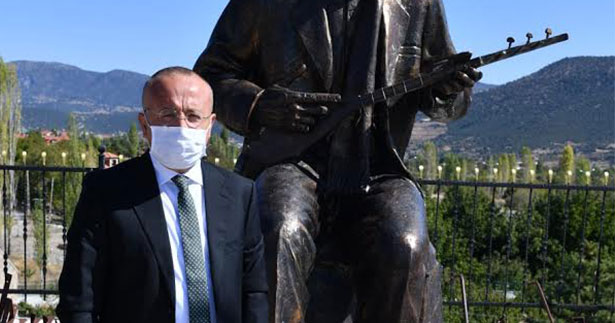 Vali Atik’in Çameli hatırası