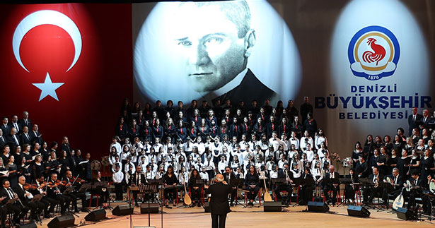 Gazi Mustafa Kemal Atatürk sevdiği şarkılarla anılacak