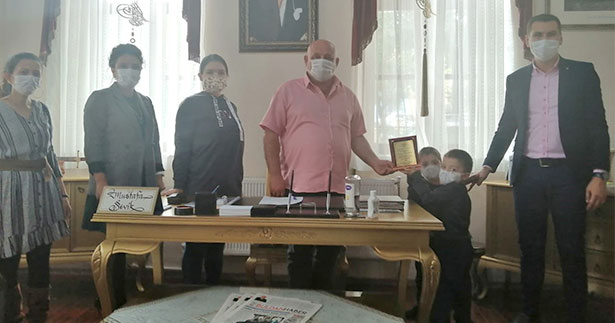 Minik öğrencilerden, Başkan Şevik’e teşekkür