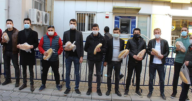 CHP’de kuru ekmek tepkisi sürüyor