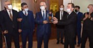 Mahmut Oğuz personelle vedalaştı