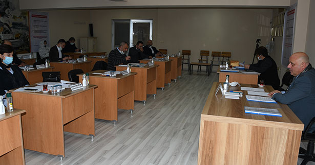 Buldan Belediye Meclisi komisyonları belirledi