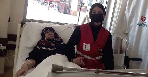 Kızılay, tedavide de vatandaşın yanında