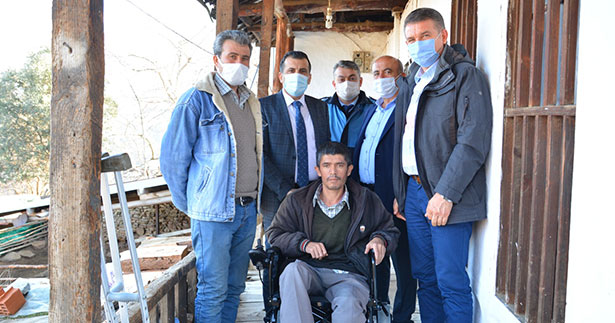Babadağ’da engellilere tekerlekli sandalye